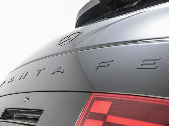 Hyundai SANTA FE 1.6 T-GDI PHEV 4WD Black Line | 5-zitter | 360 Camera | Navigati