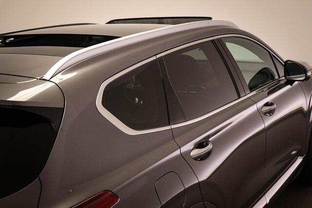 Hyundai SANTA FE 1.6 T-GDI PHEV Premium Plus Sky 7p. | PANORAMADAK | STUURVERWARMING | STOELKOELING | 360 CAMERA