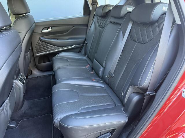 Hyundai SANTA FE 1.6 T-GDI PHEV 265pk Comfort Smart Automaat / Afneembare Trekhaak / Trekgewicht 1.350 kg / Stuur- en stoelverwarming / Apple Carplay Android Auto / Krell Premium Audio / Adaptief cruise control