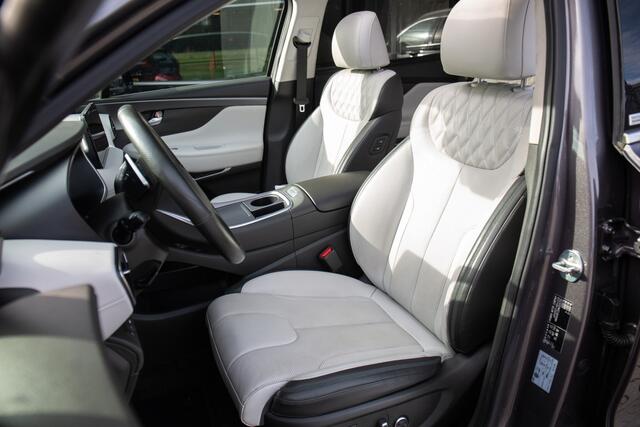 Hyundai SANTA FE 1.6 T-GDI PHEV Premium Sky 7p. , Pano dak, HUD, Trekhaak, Stoelverwarming/ventilatie