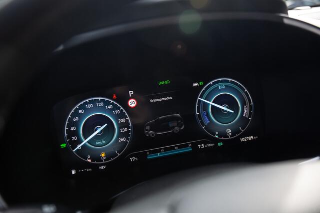 Hyundai SANTA FE 1.6 T-GDI PHEV Premium Sky 7p. , Pano dak, HUD, Trekhaak, Stoelverwarming/ventilatie