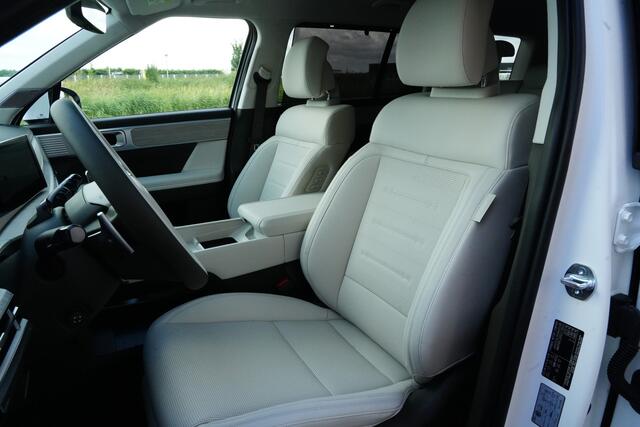 Hyundai SANTA FE 1.6 T-GDI PHEV Black Line 4WD 252pk Navigatie/Stoelverwarming/360Camera