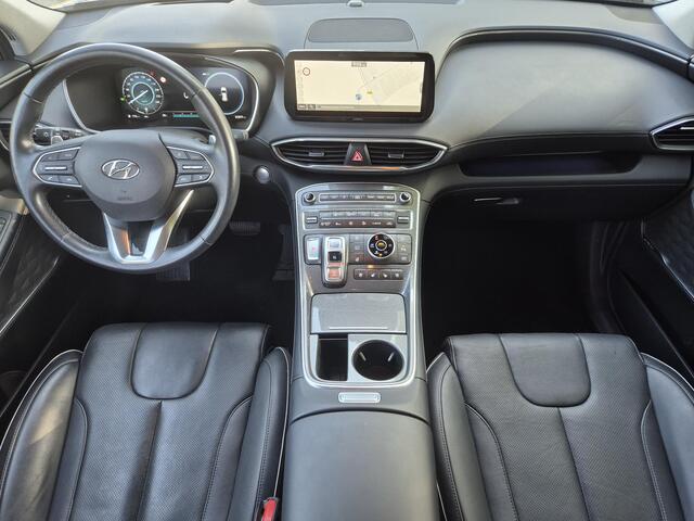 Hyundai SANTA FE 1.6 T-GDI PHEV Plug-in Premium 7p. / 7 Persoons / HUD / Trekhaak vast / Stuur-, Stoel en Achterbankverwarming / Rondomzicht camera / Elektrische achterklep / Adaptief CC / Trekgewicht 1350 kg / Stoelventilatie /