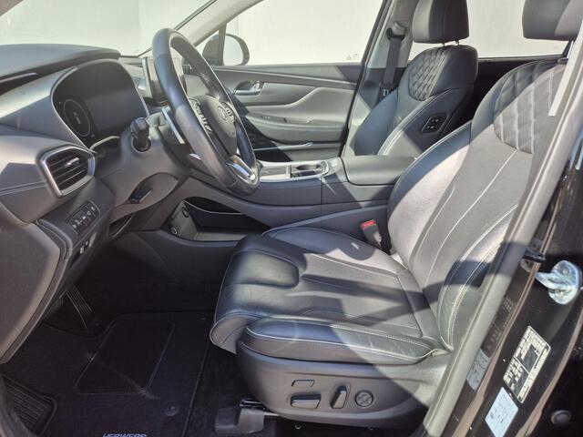 Hyundai SANTA FE 1.6 T-GDI PHEV Plug-in Premium 7p. / 7 Persoons / HUD / Trekhaak vast / Stuur-, Stoel en Achterbankverwarming / Rondomzicht camera / Elektrische achterklep / Adaptief CC / Trekgewicht 1350 kg / Stoelventilatie /