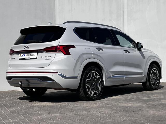 Hyundai SANTA FE 1.6 T-GDI PHEV Premium Plus Sky Automaat / Dealer onderhouden / Panorama-schuifdak / 1.350 kg afneembare trekhaak / HUD / Camera 360° / EAER bereik 58 / 69 km /