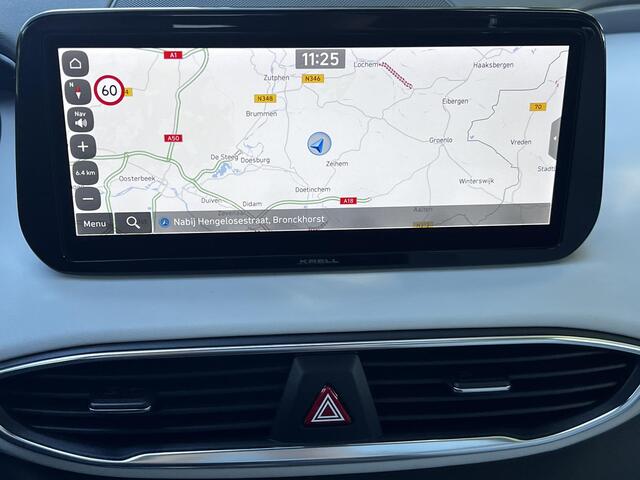 Hyundai SANTA FE 1.6 T-GDI PHEV Premium Plus Sky Automaat / Dealer onderhouden / Panorama-schuifdak / 1.350 kg afneembare trekhaak / HUD / Camera 360° / EAER bereik 58 / 69 km /