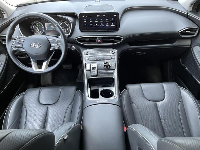 Hyundai SANTA FE 1.6 T-GDI PHEV 265 PK Comfort Smart 7p. | 7-Persoons | Vol lederen bekleding | Full map Navi & Multimedia Apple Carplay / Android Auto |
