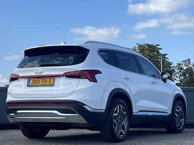 Hyundai SANTA FE 1.6 T-GDI PHEV Premium Plus Sky 7p. | Fabrieksgarantie 07-2029 | Panorama schuifkanteldak | Blind spot camera | Lederen bekleding | Plug inn | Stoelventilatie |