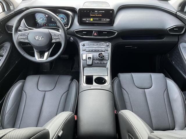 Hyundai SANTA FE 1.6 T-GDI 265PK PHEV Premium Sky 7p. | 7-Persoons | Lederen bekleding incl ventilatie en verwarming |Panorama schuifkanteldak | Fabrieksgarantie 07-2029 |