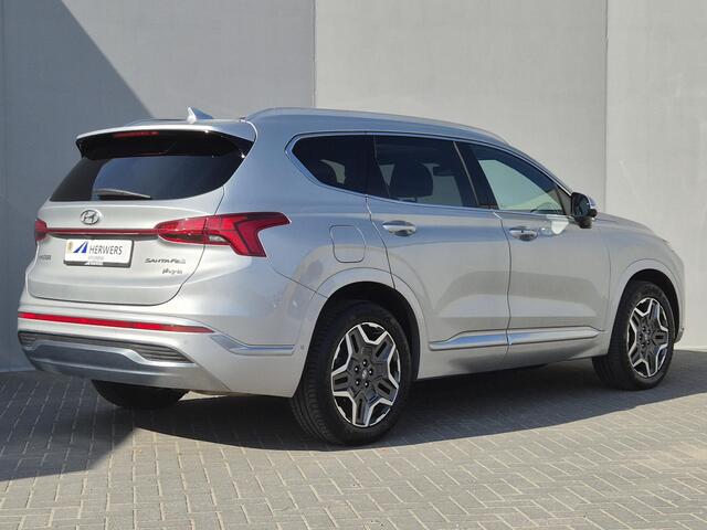 Hyundai SANTA FE 1.6 T-GDI PHEV Plug-in Premium Plus Sky Automaat / Apple Carplay Android Auto / HUD / Trekgewicht 1350 kg / Glazen schuif- en kanteldak / Elektrische achterklep / Rondomzicht camera / Adaptief CC /