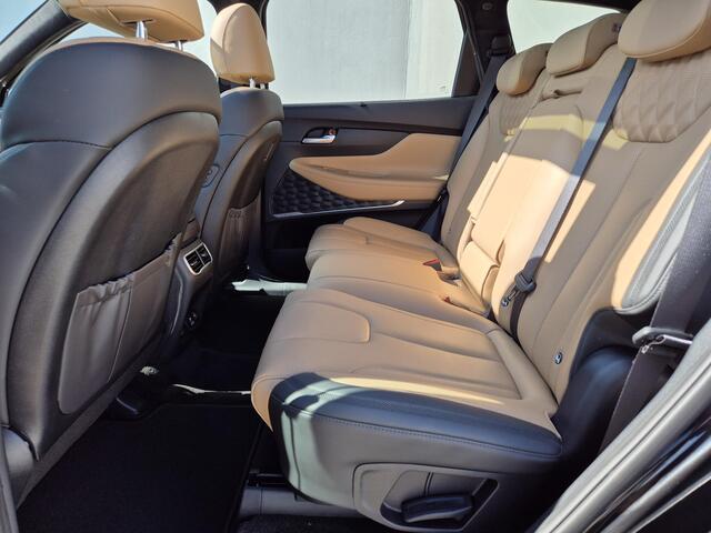 Hyundai SANTA FE 1.6 T-GDI PHEV Premium Plus Sky / tot 06-2027 Fabrieksgarantie / HUD / Glazen schuif- en kanteldak / Luxe Lederen bekleding / Adaptief cruise control / Elektrische achterklep / Krell Premium Audio /