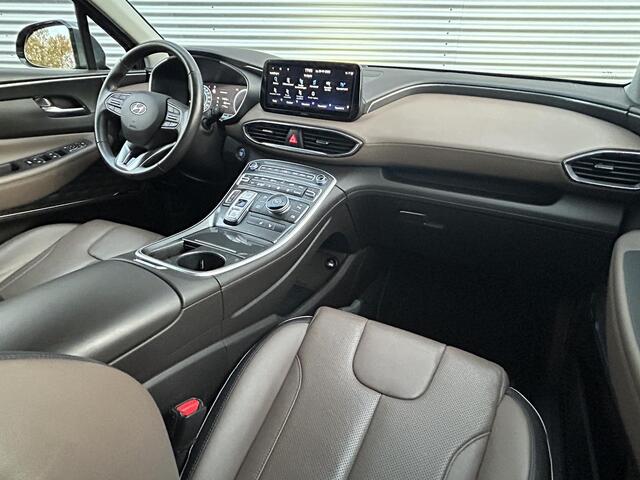 Hyundai SANTA FE 1.6 T-GDI HEV Comfort Smart 7p. | Leder | LED |