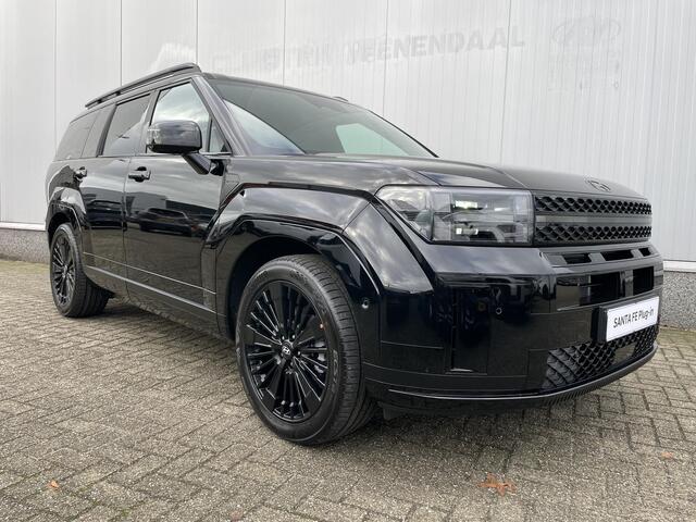 Hyundai SANTA FE 1.6 T-GDI PHEV Black Line 4WD 7p. / uit voorraad LEVERBAAR / Stoelverkoeling / Nappaleder / BOSE / 360 Camera / Stoelverwarming Voor + Achter / Stuurverwarming /