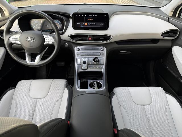 Hyundai SANTA FE 1.6 T-GDI HEV Premium Plus Sky 5P / Navigatie / 1650 trekgewicht / Elektrische stoelverstelling met Geheugenfunctie / Achteruitrijcamera / Stoelverwarming / Schuif- Kantel dak /