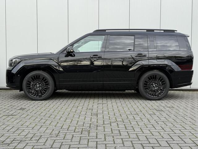 Hyundai SANTA FE 1.6 T-GDI PHEV Black Line 4WD 7p. / Stoelverkoeling / Nappaleder / BOSE / 360 Camera / Stoelverwarming Voor + Achter / Stuurverwarming /