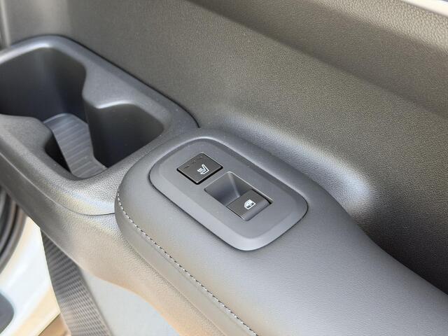 Hyundai SANTA FE 1.6 T-GDI HEV Premium 7p. Nieuwe auto / voorraad / leder / 7 persoons / vol opties