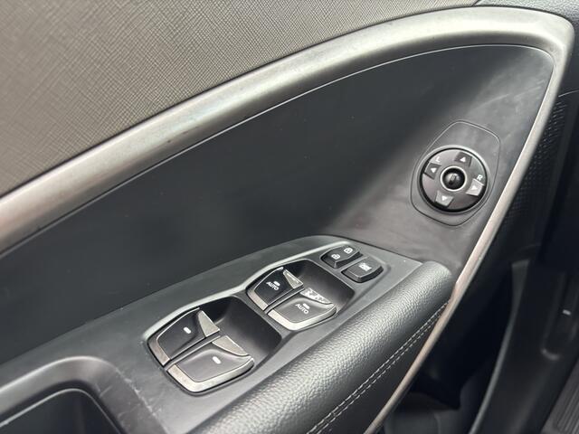 Hyundai SANTA FE 3.3 V6 2017 Benzine 7-Persoons Automaat Voyager Routan