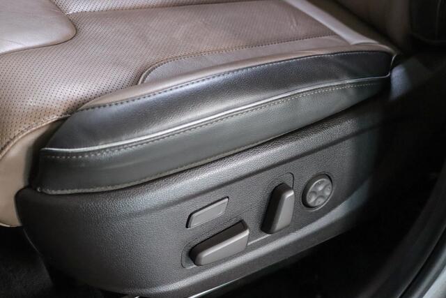 Hyundai SANTA FE 1.6 T-GDI PHEV Premium Sky, 7-Persoons, Trekhaak, Panoramadak, Leder,