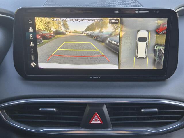 Hyundai SANTA FE 1.6 T-GDI PHEV Plug-in Premium Plus Sky Automaat / SOH 100% / HUD / Trekhaak afneembaar / Glazen schuif- en kanteldak / Trekgewicht 1350 kg / Rondomzicht camera / Stuur-, Stoel en Achterbankverwarming / Elektrische achterklep /