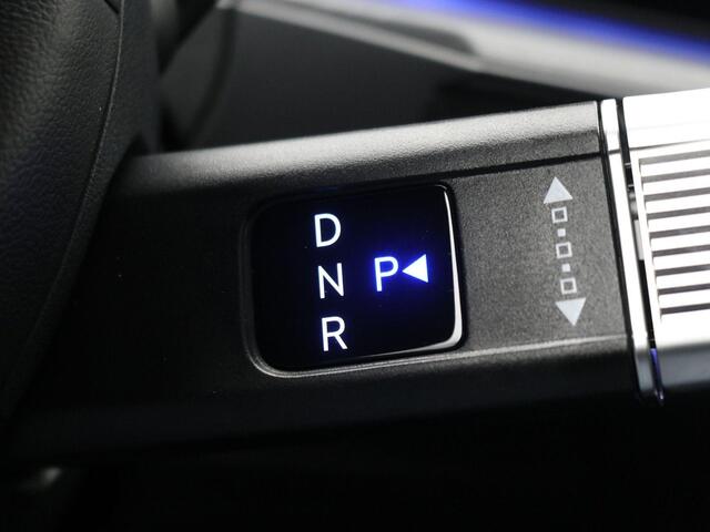 Hyundai SANTA FE 1.6 T-GDI PHEV Comfort Smart 4WD 7p. / 7 persoons / Navigatie / 1010KG Trekgewicht / Keyless Entry & Start&Go / Achteruitrijcamera / Parkeersensoren / Full Option /