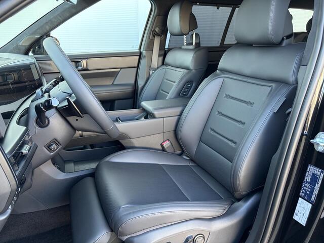 Hyundai SANTA FE 1.6 T-GDI PHEV Black Line 4WD 7p. ** Nu met ¤ 2.500 voordeel, Nieuw uit voorraad leverbaar **