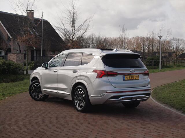 Hyundai SANTA FE 1.6 T-GDI PHEV Premium Plus Sky 7p. | Panoramadak | 360 Camera | Trekhaak | Head-Up Display | Apple Carplay |