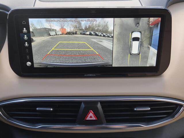 Hyundai SANTA FE 1.6 T-GDI PHEV Premium Plus Sky Automaat 5P. / Fabrieksgarantie tot 11-2027 / Trekhaak afneembaar / Dealer onderhouden / Trekgewicht 1.350 kg / head-up display / Panorama schuifdak / Stuur-, stoel- en achterbankverwarming / Apple Carplay Android / Rondomz