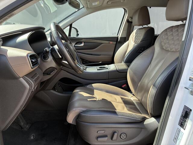 Hyundai SANTA FE 1.6 T-GDI PHEV Premium / Fabrieksgarantie t/m 8-2027 / Dealer Onderhouden / Stoel-/Stuur-/Achterbankverwarming / Winterset / Lederen Bekleding / Navigatie / Apple Carplay/Android Auto / KRELL Audio /