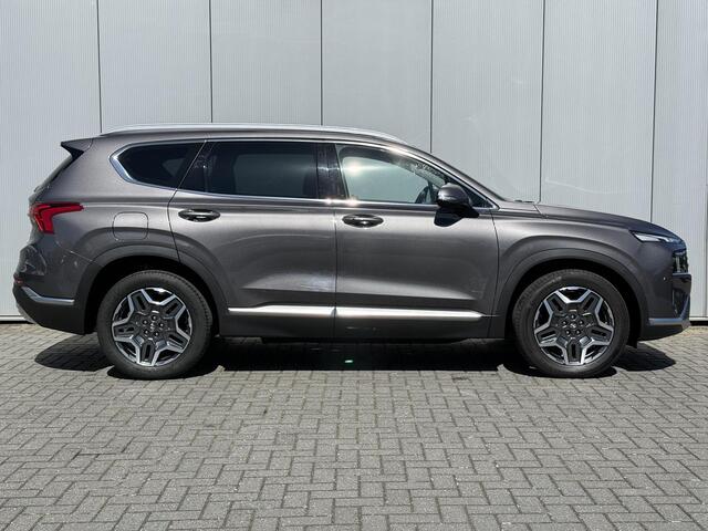 Hyundai SANTA FE 1.6 T-GDI PHEV Plug-in Premium Automaat / AWD / Fabrieksgarantie tot 1/7/2027 / Dealer onderhouden / EAER 58km / Apple Carplay Android Auto / Adaptief CC / Achteruitrijcamera / Stuur- Stoel en Achterbankverwarming / Elektrische achterklep / Trekgewicht 1
