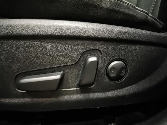 Hyundai SANTA FE 1.6 T-GDI PHEV Premium 265PK 7 Persoons | Leder | Trekhaak | ACC