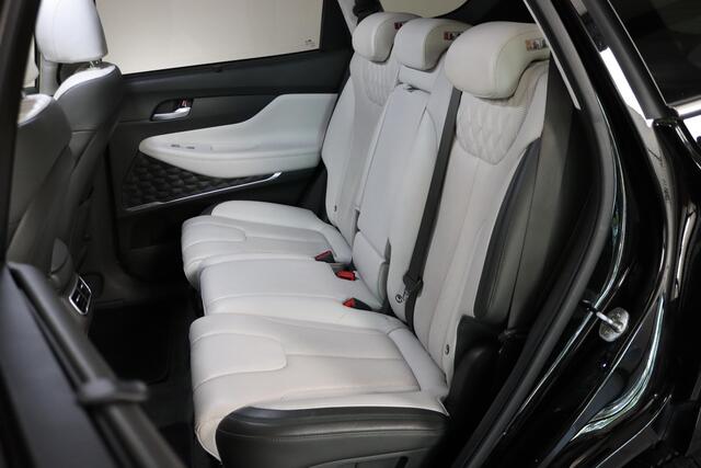 Hyundai SANTA FE 1.6 T-GDI PHEV Premium Plus Sky 7-Persoons, Panoramadak, Volleder, Vol optie!