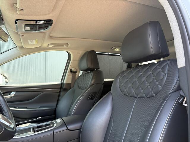 Hyundai SANTA FE 1.6 T-GDI PHEV Premium Sky / 7 personen / Elektrisch glazen panorama-dak / Automaat / All-season banden / Navigatie / Apple Carplay/Android Auto / Stoel verwarming/verkoeling / Airco separaat achter / Achter stoelverwarming / Cruise Control /