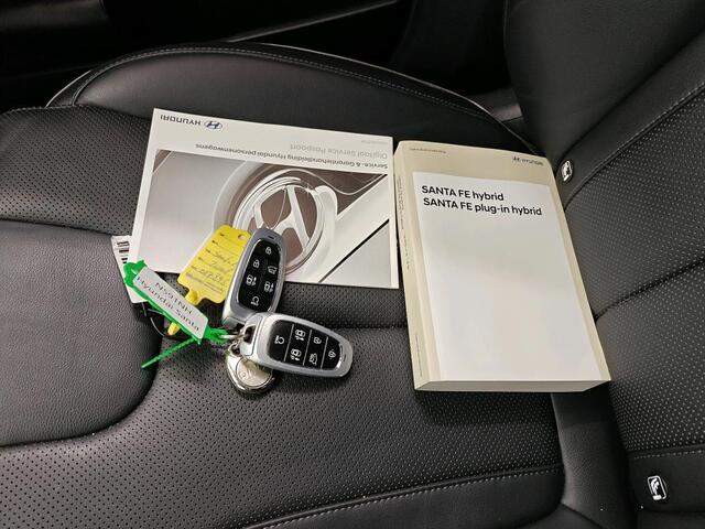 Hyundai SANTA FE 1.6 T-GDI PHEV PREMIUM 7-PERS I AUTOMAAT I P-CAMERA I LEDEREN BEKLEDING I STOELVERWARMING