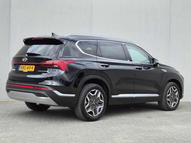 Hyundai SANTA FE 1.6 T-GDI PHEV 5p Premium Sky 4WD / SOH 100% / Dealer onderhouden / Glazen schuif- en kanteldak / Head Up Display / Trekgewicht 1350 kg / Elektrische achterklep / Stuur- Stoel & Achterbank verwarming / Rondomzicht camera / Stoelventilatie /