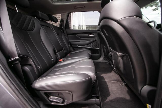 Hyundai SANTA FE 1.6 T-GDI AWD PHEV Premium Sky - SOH 100% | Schuif/-kanteldak | Ad. Cruise | Stoelverw.+vent.