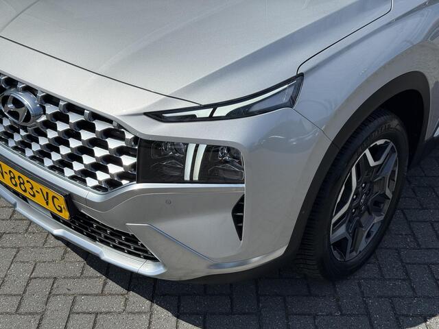 Hyundai SANTA FE 1.6 T-GDI PHEV Premium 7p. / 1e eig / Dealer onderhouden / Leder / 7 Pers. / Stoelventilatie / All Season /