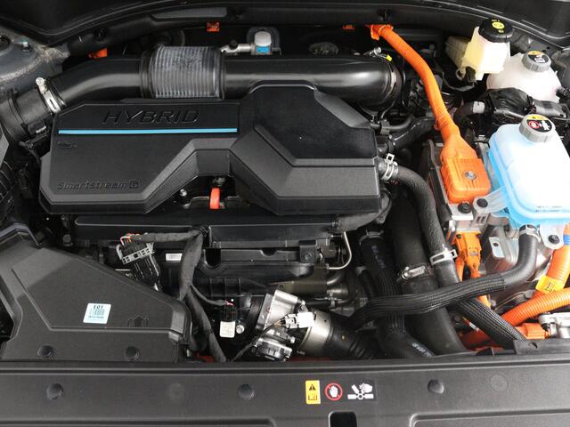 Hyundai SANTA FE 1.6 T-GDI PHEV Premium Plus Sky 7p. | Panoramadak | 360 Camera | Stoelgeheugen | Stoelverwarming/-Verkoeling | Gratis-museum-arrangement , Onderweg-naar-dealer
