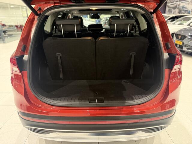 Hyundai SANTA FE 1.6 T-GDI PHEV Premium Sky 7p. | Panoramadak | Leder | Stoelverwarming & Ventilatie | 360º Camera |