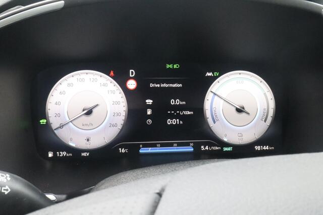 Hyundai SANTA FE 1.6 T-GDI PHEV Premium | 7 zitplaatsen | Camera | Leder | Stoelverwarming-ventilatie | Trekhaak | Head-up display