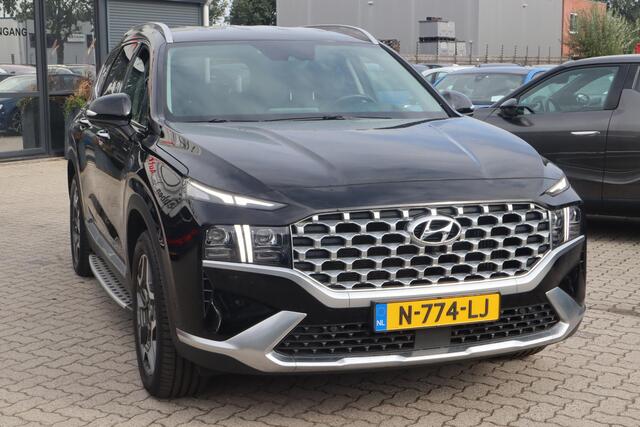 Hyundai SANTA FE 1.6 T-GDI PHEV Premium | 7 zitplaatsen | Camera | Leder | Stoelverwarming-ventilatie | Trekhaak | Head-up display