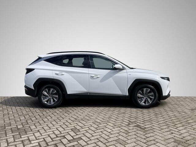 Hyundai TUCSON 1.6 T-GDI MHEV Comfort Smart | Navigatie | Camera | Apple Carplay/Android Auto | Premium Audio | Elek. Achterklep | Stuu- + Stoelverwarming | Rijklaarprijs!
