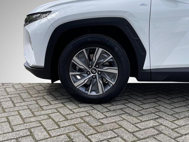 Hyundai TUCSON 1.6 T-GDI MHEV Comfort Smart | Navigatie | Camera | Apple Carplay/Android Auto | Premium Audio | Elek. Achterklep | Stuu- + Stoelverwarming | Rijklaarprijs!