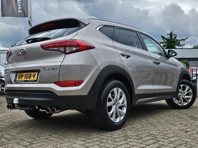 Hyundai TUCSON 1.6 GDi Comfort NAVIGATIE|CAMERA|CRUISE CONTROL|ECC/AIRCO|GETINT GLAS|TREKHAAK Maandag tot Vrijdag geopend van 09.00 tot 20.00 uur en Zaterdag van 09.00 tot 18.00 uur