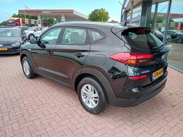 Hyundai TUCSON 1.6 GDi , Airco, Carplay/ Android auto, Navigatie, Bluetooth verbinding, Cruise control, Stoelverwarming, Dimlicht automatisch, Led dag rij verlichting, Elektrische ramen en spiegels, Camera, Zeer nette auto, BOVAG