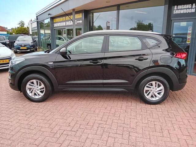 Hyundai TUCSON 1.6 GDi , Airco, Carplay/ Android auto, Navigatie, Bluetooth verbinding, Cruise control, Stoelverwarming, Dimlicht automatisch, Led dag rij verlichting, Elektrische ramen en spiegels, Camera, Zeer nette auto, BOVAG
