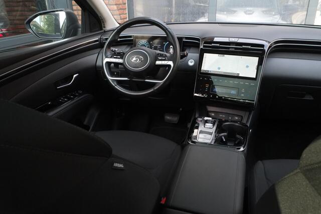 Hyundai TUCSON 1.6 T-GDI PHEV 4WD Navigatie, Panoramadak, Trekhaak, Carplay