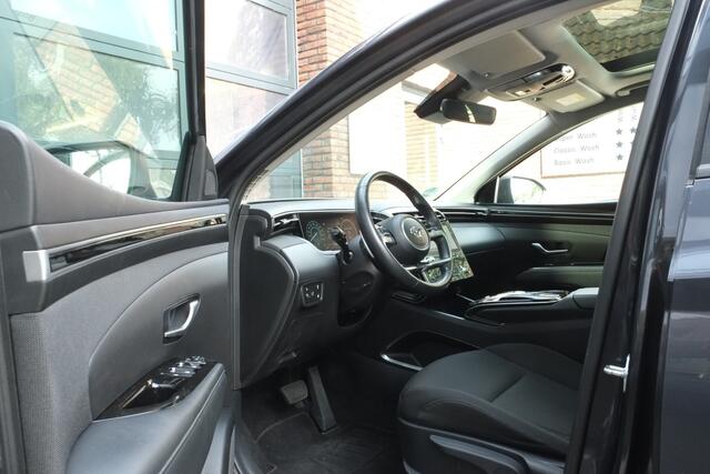 Hyundai TUCSON 1.6 T-GDI PHEV 4WD Navigatie, Panoramadak, Trekhaak, Carplay