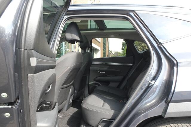 Hyundai TUCSON 1.6 T-GDI PHEV 4WD Navigatie, Panoramadak, Trekhaak, Carplay