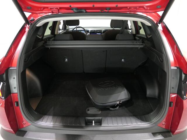 Hyundai TUCSON 1.6 T-GDI PHEV Comfort Smart 4WD | Navigatie | Camera | Climate Control | Lichtmetalen Velgen |