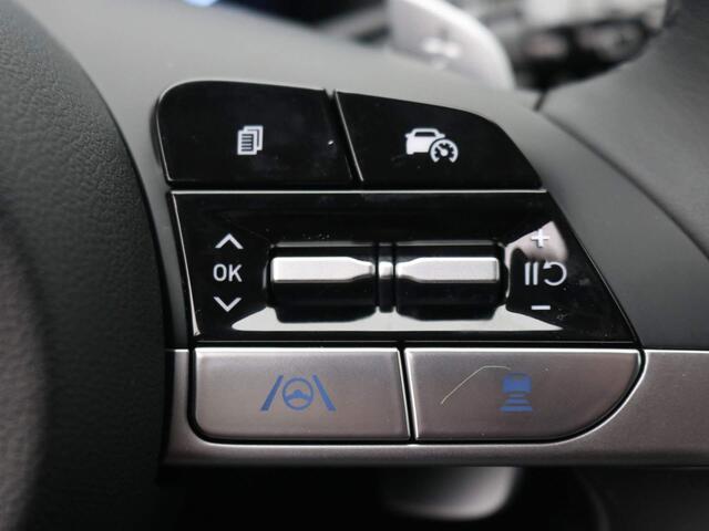 Hyundai TUCSON 1.6 T-GDI PHEV Premium Sky 4WD / ¤ 7.200,- Voordeel! / ¤ 46.990,- rijklaar / Direct Leverbaar / GROOT Glazen schuif-kanteldak / Navigatie + Apple Carplay/Android Auto / Climate Control / Adaptieve Cruise Control /